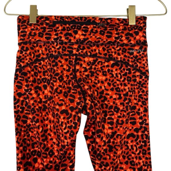 Nike Dri Fit Lotus Epic Run Crop Leggings  Leopard Women's X- Small 270 - Picture 3 of 9